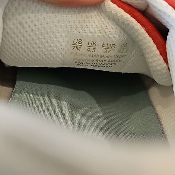 Dr Scholls size 7 red and white sneakers Velcro - Picture 6 of 11